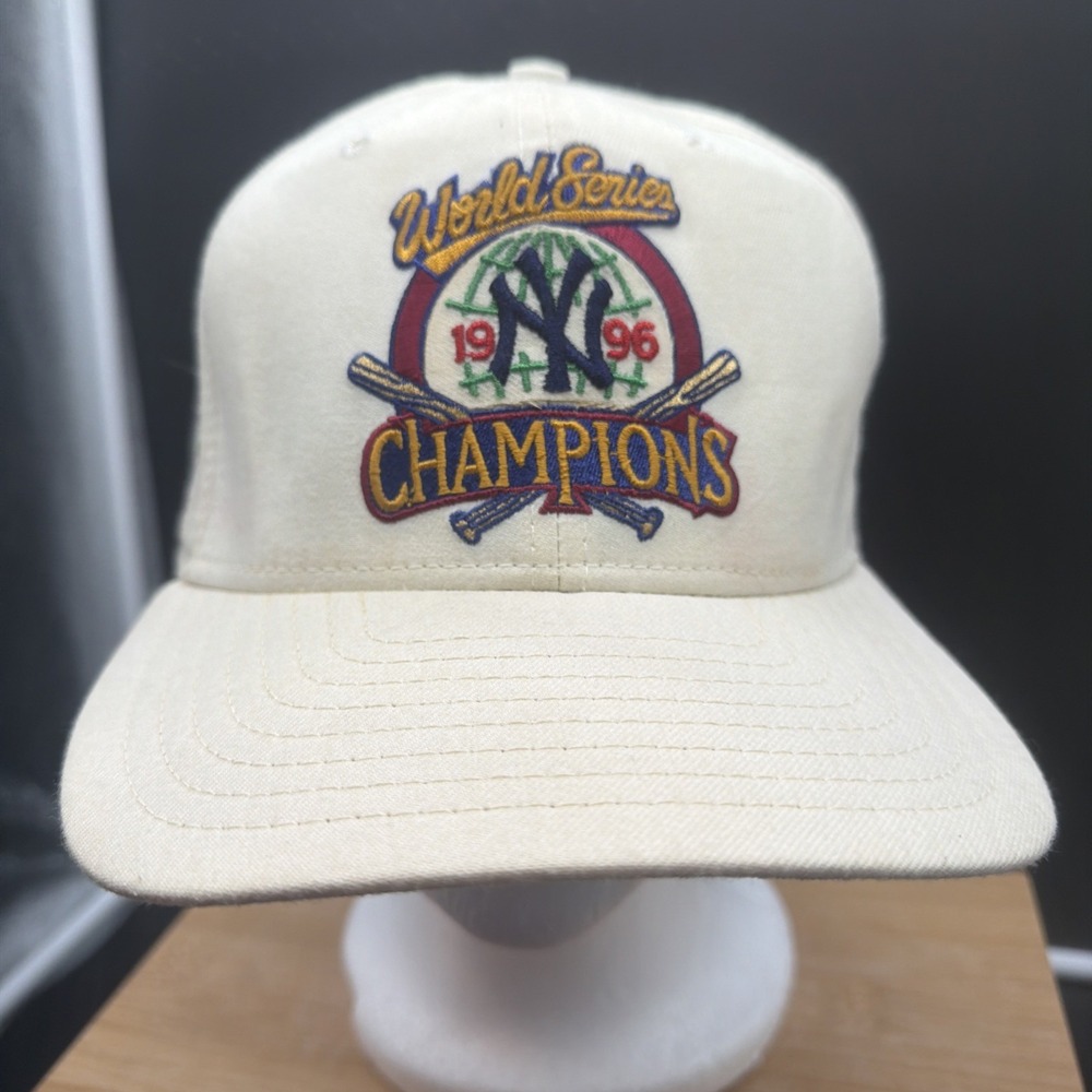Vintage New Era 1996 World Series Champions New York Yankees Snapback Hat Cream